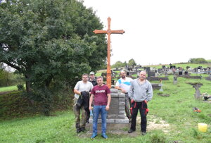 Nový pamätník v Repejove - miestna časť Pravrovce